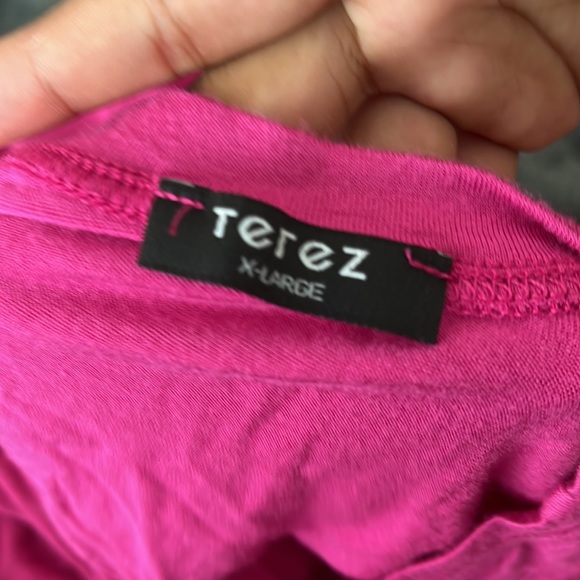 Shirt - Picture 3 of 4